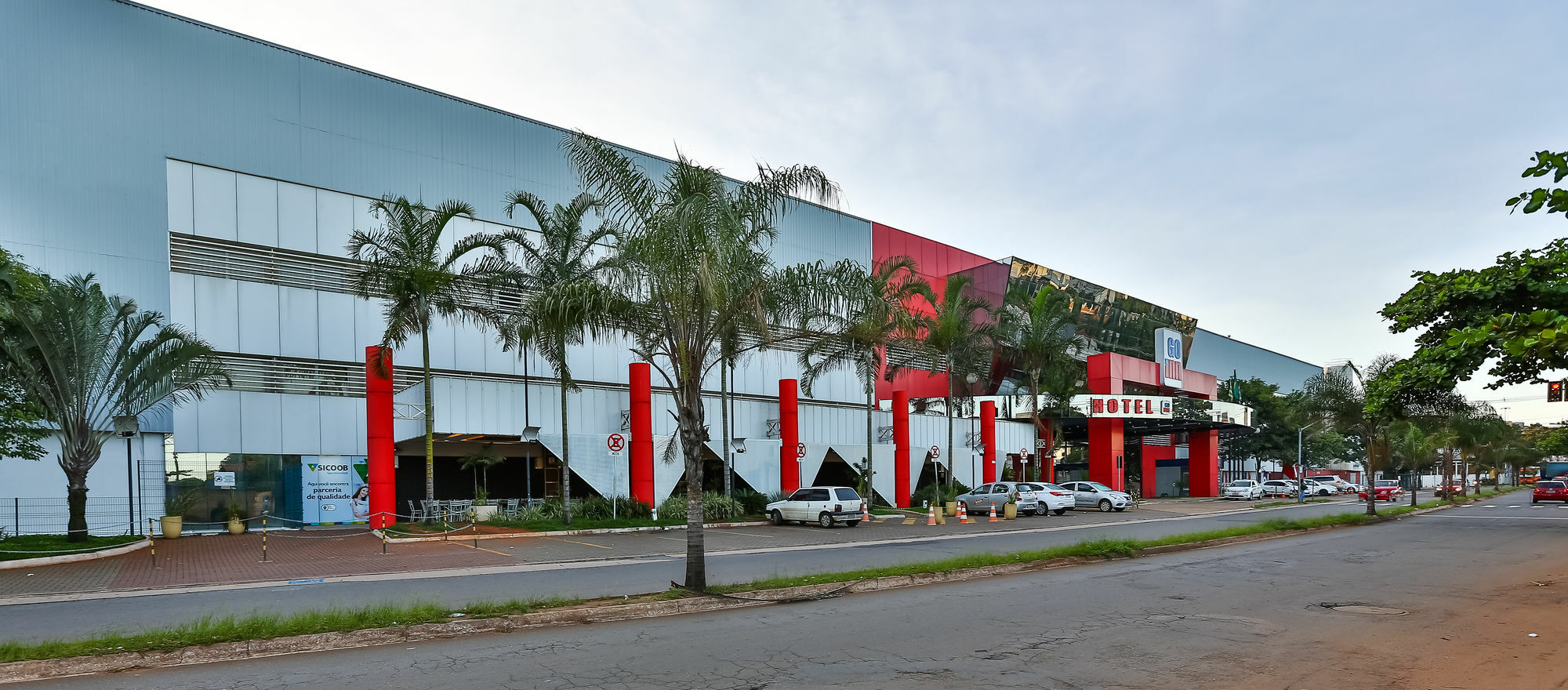 Hotel Go Inn Estacao Goiânia Exteriör bild